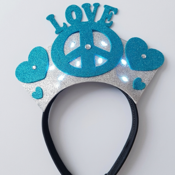 COD 1028    VINCHA ECONOMICA LED PAZ Y AMOR